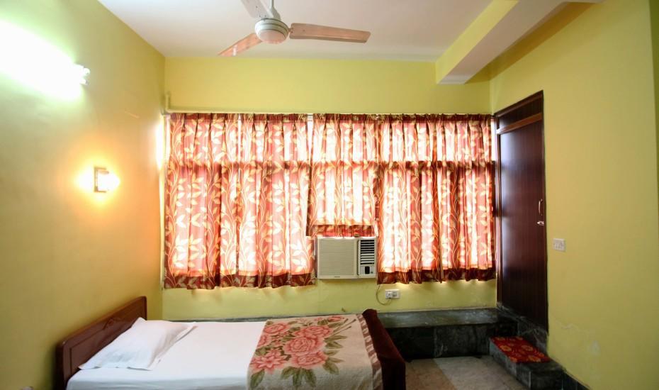 Kim Lawn Guest House Калькутта Экстерьер фото