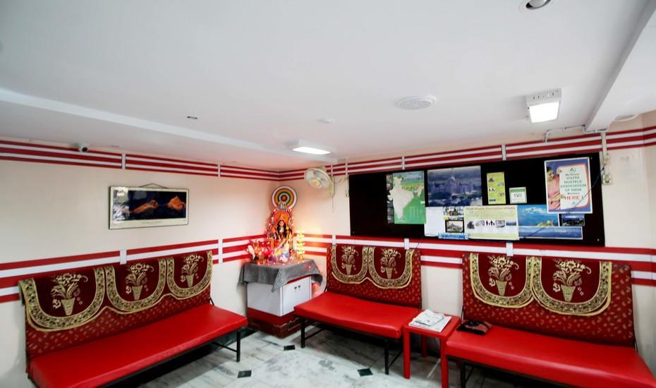 Kim Lawn Guest House Калькутта Экстерьер фото